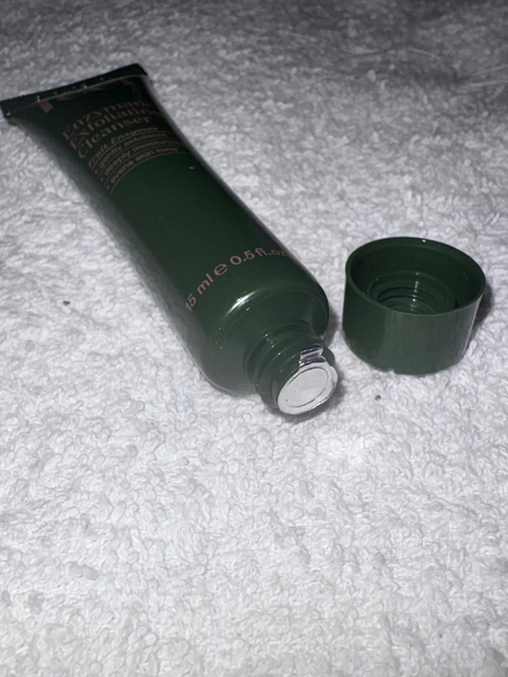 Feel Enzymatic Exfoliating Cleanser - Deep Green (Travel Size)